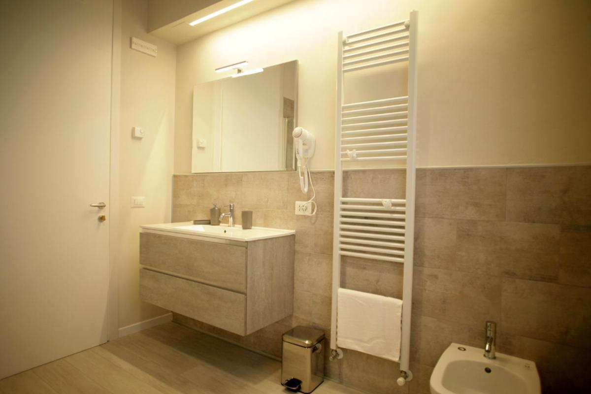 Melograno Rooms B&B Brogliano Bagian luar foto