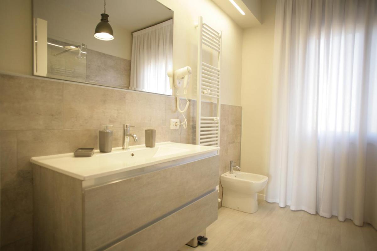 Melograno Rooms B&B Brogliano Bagian luar foto