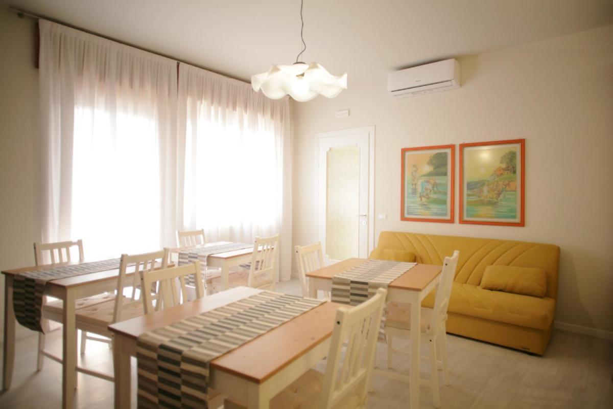 Melograno Rooms B&B Brogliano Bagian luar foto